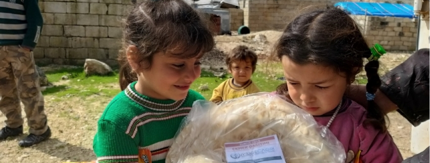 “Bir Sayfa da Sen Aç” kampanyamızın ekmek dağıtımları gerçekleşti.